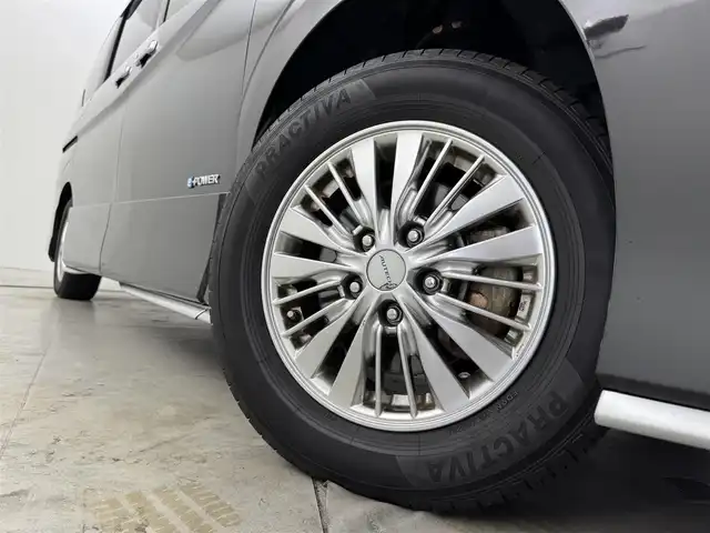 日産 セレナ e－パワー オーテック 福岡県 2019(平31)年 6.7万km ダイヤモンドブラック 後席モニター　/純正９型ナビ　/全方位カメラ　/３６０°ドラレコ／デジタルルームミラー　/レーダー探知機　/プロパイロット　/エマージェンシーブレーキ　/レーンキープ　/パーキングアシスト　/両側電動スライドドア　/ステアリングヒーター　/純正1５インチアルミホイール　/ＬＥＤヘッドライト