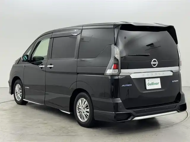 日産 セレナ e－パワー オーテック 福岡県 2019(平31)年 6.7万km ダイヤモンドブラック 後席モニター　/純正９型ナビ　/全方位カメラ　/３６０°ドラレコ／デジタルルームミラー　/レーダー探知機　/プロパイロット　/エマージェンシーブレーキ　/レーンキープ　/パーキングアシスト　/両側電動スライドドア　/ステアリングヒーター　/純正1５インチアルミホイール　/ＬＥＤヘッドライト