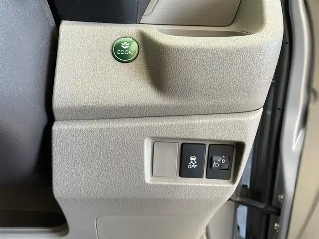 ホンダ Ｎ ＷＧＮ G 岩手県 2017(平29)年 11.6万km ルナシルバーM 横滑り防止装置/アイドリングストップ/ヒルスタートアシスト機能/純正ナビ/フルセグTV/バックカメラ/ETC/ドライブレコーダー/ヘッドライトレベライザー/フロントベンチシート/ドアバイザー/１４インチスチールホイール/純正ホイールキャップ/純正フロアマット