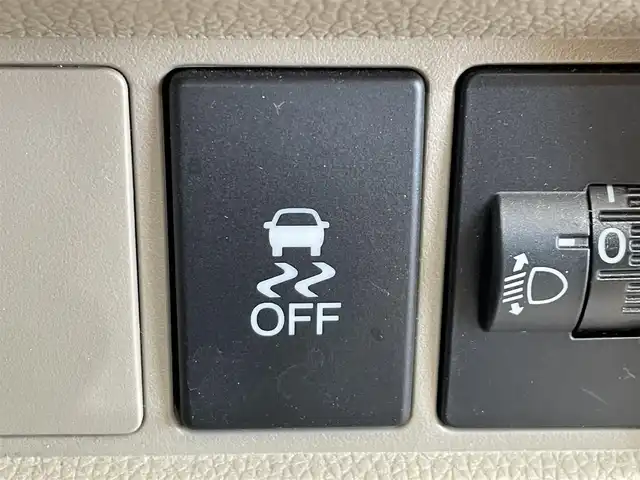 ホンダ Ｎ ＷＧＮ G 岩手県 2017(平29)年 11.6万km ルナシルバーM 横滑り防止装置/アイドリングストップ/ヒルスタートアシスト機能/純正ナビ/フルセグTV/バックカメラ/ETC/ドライブレコーダー/ヘッドライトレベライザー/フロントベンチシート/ドアバイザー/１４インチスチールホイール/純正ホイールキャップ/純正フロアマット