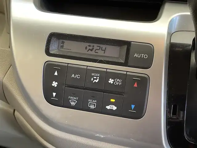 ホンダ Ｎ ＷＧＮ G 岩手県 2017(平29)年 11.6万km ルナシルバーM 横滑り防止装置/アイドリングストップ/ヒルスタートアシスト機能/純正ナビ/フルセグTV/バックカメラ/ETC/ドライブレコーダー/ヘッドライトレベライザー/フロントベンチシート/ドアバイザー/１４インチスチールホイール/純正ホイールキャップ/純正フロアマット