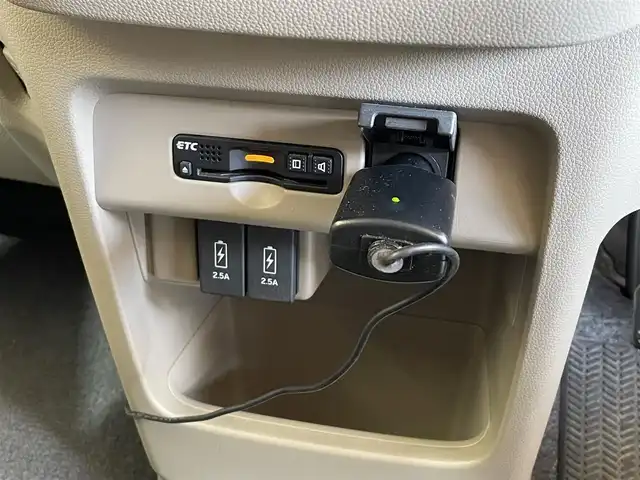 ホンダ Ｎ ＷＧＮ G 岩手県 2017(平29)年 11.6万km ルナシルバーM 横滑り防止装置/アイドリングストップ/ヒルスタートアシスト機能/純正ナビ/フルセグTV/バックカメラ/ETC/ドライブレコーダー/ヘッドライトレベライザー/フロントベンチシート/ドアバイザー/１４インチスチールホイール/純正ホイールキャップ/純正フロアマット