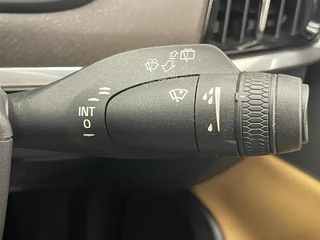 ボルボ Ｖ９０ 岡山県 2018(平30)年 3.9万km オスミウムグレーM ブラウンレザーシート/４WD/純正ナビ/AppleCarPlay/AndroidAuto/Bluetooth/３６０°カメラ/ロードサインインフォメーション/パワーバックドア/パークアシスト/BLIS/ACC/シートヒーター（D/N）/スマートキー/純正１８インチアルミホイール/ETC