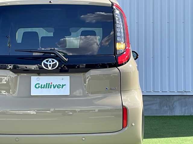 トヨタ シエンタ ハイブリッド Z 香川県 2024(令6)年 0.4万km ベージュ 純正９インチナビ　/(Bluetooth/フルセグTV)/パノラミックビューモニター/両側パワースライドドア　/レーダークルーズコントロール　/ステアリングヒーター/革巻きステアリング/ステアリングリモコン/シートヒーター/ブラインドスポットモニター　/レーンディパーチャーアラート/プリクラッシュセーフティ　/前後コーナーセンサー/LEDライト/オートハイビーム/オートライト/ＥＴＣ２．０/ナビ連動型ドラレコ/ISOFIX/スマートキー/プッシュスタート