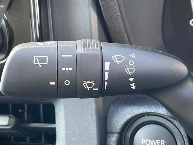 トヨタ シエンタ ハイブリッド Z 香川県 2024(令6)年 0.4万km ベージュ 純正９インチナビ　/(Bluetooth/フルセグTV)/パノラミックビューモニター/両側パワースライドドア　/レーダークルーズコントロール　/ステアリングヒーター/革巻きステアリング/ステアリングリモコン/シートヒーター/ブラインドスポットモニター　/レーンディパーチャーアラート/プリクラッシュセーフティ　/前後コーナーセンサー/LEDライト/オートハイビーム/オートライト/ＥＴＣ２．０/ナビ連動型ドラレコ/ISOFIX/スマートキー/プッシュスタート