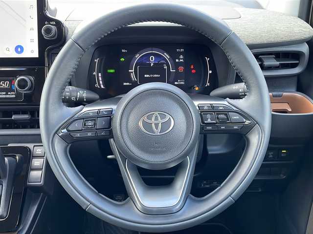 トヨタ シエンタ ハイブリッド Z 香川県 2024(令6)年 0.4万km ベージュ 純正９インチナビ　/(Bluetooth/フルセグTV)/パノラミックビューモニター/両側パワースライドドア　/レーダークルーズコントロール　/ステアリングヒーター/革巻きステアリング/ステアリングリモコン/シートヒーター/ブラインドスポットモニター　/レーンディパーチャーアラート/プリクラッシュセーフティ　/前後コーナーセンサー/LEDライト/オートハイビーム/オートライト/ＥＴＣ２．０/ナビ連動型ドラレコ/ISOFIX/スマートキー/プッシュスタート