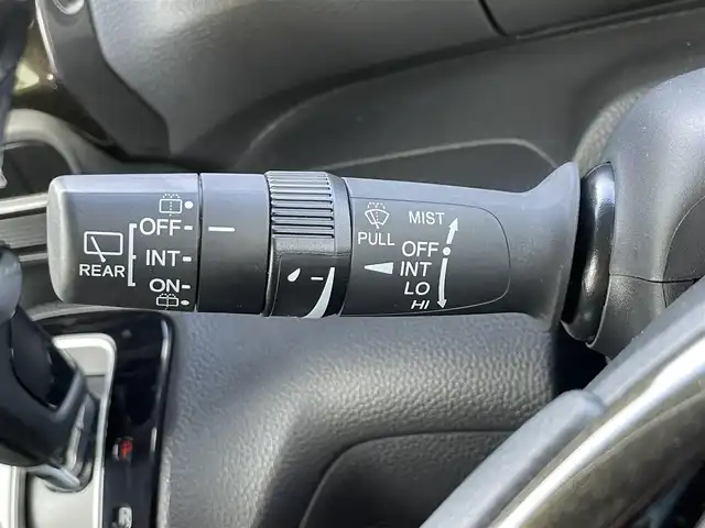 ホンダ Ｎ ＢＯＸ カスタム G L ホンダセンシング 滋賀県 2019(令1)年 4.3万km プラチナホワイトパール 純正９インチナビ/Bluetooth/CD/DVD/フルセグ/バックカメラ/片側電動スライドドア/LEDヘッドライト/ビルトインETC/純正マット/ドアバイザー/リアサンシェード/プッシュスタート/スマートキー/ステアリングリモコン/ホンダセンシング