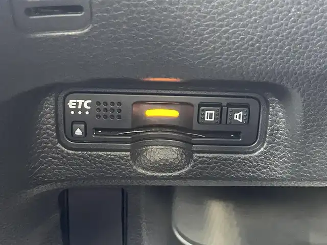 ホンダ Ｎ ＢＯＸ カスタム G L ホンダセンシング 滋賀県 2019(令1)年 4.3万km プラチナホワイトパール 純正９インチナビ/Bluetooth/CD/DVD/フルセグ/バックカメラ/片側電動スライドドア/LEDヘッドライト/ビルトインETC/純正マット/ドアバイザー/リアサンシェード/プッシュスタート/スマートキー/ステアリングリモコン/ホンダセンシング