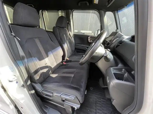 ホンダ Ｎ ＢＯＸ カスタム G L ホンダセンシング 滋賀県 2019(令1)年 4.3万km プラチナホワイトパール 純正９インチナビ/Bluetooth/CD/DVD/フルセグ/バックカメラ/片側電動スライドドア/LEDヘッドライト/ビルトインETC/純正マット/ドアバイザー/リアサンシェード/プッシュスタート/スマートキー/ステアリングリモコン/ホンダセンシング