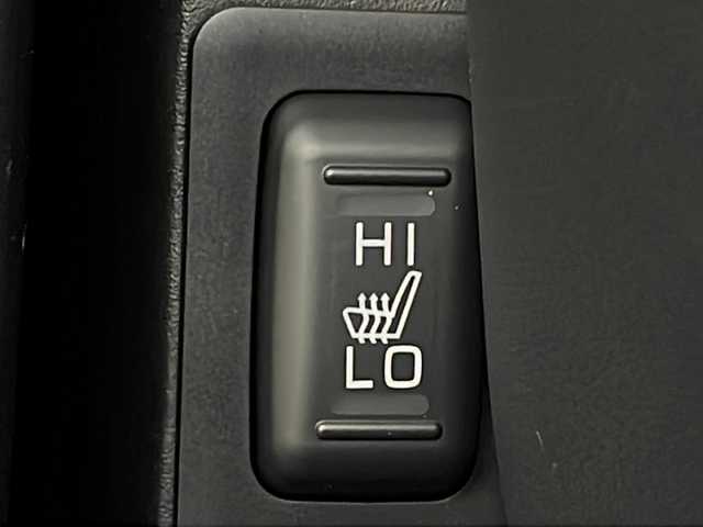 三菱 デリカＤ：５ シャモニー 群馬県 2025(令7)年 0.1千km 黒Ⅱ 登録済未使用車　４ＷＤ　バックカメラ　電動リアゲート　両側電動スライドドア　シートヒーター　ステアリングヒーター　ＢＳＷ　追従クルーズコントロール　衝突被害軽減システム　ハーフレザーシート　禁煙車