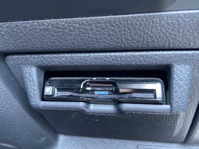 スバル レヴォーグ 1．6STIスポーツアイサイト ブラックセレ 新潟県 2019(令1)年 6.7万km クリスタルホワイトP ワンオーナー/純正メモリナビ/(Bluetooth/AM/FM/DVD)/フルセグTV/アイサイト/レーダークルーズコントロール/衝突軽減システム/ブラインドスポットアシスト/ハーフレザーシート/バックカメラ/サイドカメラ/STIフロントスポイラー/パドルシフト/メモリーパワーシート(運転席)/パワーシート(助手席)/デジタルインナーミラー/純正AW付サマータイヤ/純正フロアマット/ETC/LEDヘッドライト/LEDフォグライト/プッシュスタート