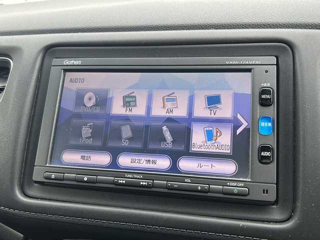 ホンダ ヴェゼル ハイブリッド Z ホンダセンシング 千葉県 2017(平29)年 5.4万km クリスタルブラックパール 純正ナビ/フルセグＴＶ/ＣＤ/ＤＶＤ/ＵＳＢ/Ｂｌｕｅｔｏｏｔｈ接続/ＥＴＣ/レーダークルーズコントロール/バックカメラ/前方ドライブレコーダー/前後コーナーセンサー/前席シートヒーター/デジタルルームミラー/レーンキープアシスト/衝突被害軽減システム/盗難防止装置/スマートキー/プッシュシュスタート/ステアリングスイッチ/電動パーキング/オートブレーキホールド/純正アルミホイール/純正フロアマット/保証書