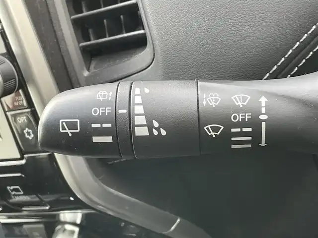 日産 セレナ ハイウェイスター Vセレクション 山口県 2018(平30)年 5.9万km ブリリアントホワイトパール 純正ナビ/フルセグ/エマージェンシーブレーキ/インテリジェントパーキングアシスト/純正ドライブレコーダー/クルーズコントロール/ETC/ハンズフリーオートスライドドア/両側パワースライドドア/コーナーセンサー/バックカメラ/全周囲カメラ/電動格納ミラー/純正フロアマット/ドアバイザー