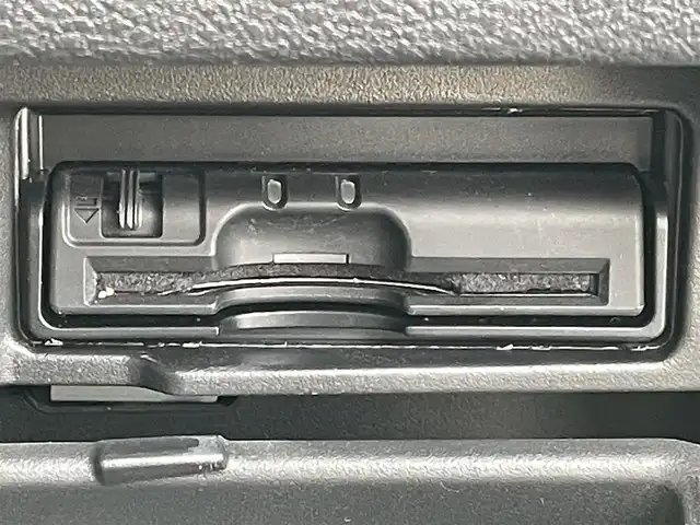 日産 セレナ ハイウェイスター Vセレクション 山口県 2018(平30)年 5.9万km ブリリアントホワイトパール 純正ナビ/フルセグ/エマージェンシーブレーキ/インテリジェントパーキングアシスト/純正ドライブレコーダー/クルーズコントロール/ETC/ハンズフリーオートスライドドア/両側パワースライドドア/コーナーセンサー/バックカメラ/全周囲カメラ/電動格納ミラー/純正フロアマット/ドアバイザー