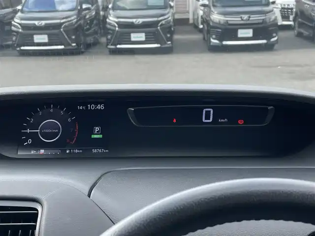 日産 セレナ ハイウェイスター Vセレクション 山口県 2018(平30)年 5.9万km ブリリアントホワイトパール 純正ナビ/フルセグ/エマージェンシーブレーキ/インテリジェントパーキングアシスト/純正ドライブレコーダー/クルーズコントロール/ETC/ハンズフリーオートスライドドア/両側パワースライドドア/コーナーセンサー/バックカメラ/全周囲カメラ/電動格納ミラー/純正フロアマット/ドアバイザー