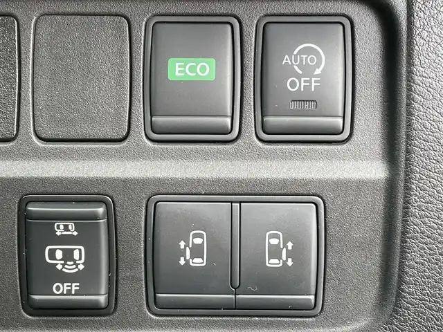 日産 セレナ ハイウェイスター Vセレクション 山口県 2018(平30)年 5.9万km ブリリアントホワイトパール 純正ナビ/フルセグ/エマージェンシーブレーキ/インテリジェントパーキングアシスト/純正ドライブレコーダー/クルーズコントロール/ETC/ハンズフリーオートスライドドア/両側パワースライドドア/コーナーセンサー/バックカメラ/全周囲カメラ/電動格納ミラー/純正フロアマット/ドアバイザー