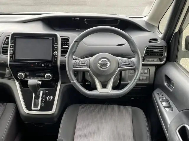 日産 セレナ ハイウェイスター Vセレクション 山口県 2018(平30)年 5.9万km ブリリアントホワイトパール 純正ナビ/フルセグ/エマージェンシーブレーキ/インテリジェントパーキングアシスト/純正ドライブレコーダー/クルーズコントロール/ETC/ハンズフリーオートスライドドア/両側パワースライドドア/コーナーセンサー/バックカメラ/全周囲カメラ/電動格納ミラー/純正フロアマット/ドアバイザー