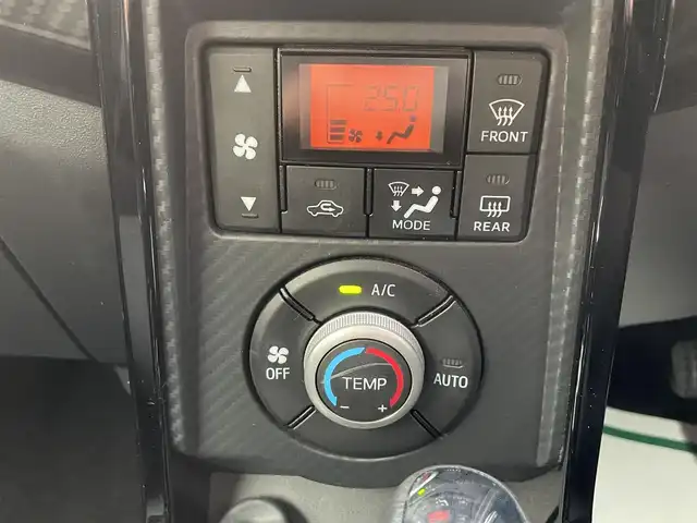 ダイハツ コペン GRスポーツ 和歌山県 2020(令2)年 2.9万km マタドールレッドP ワンオーナー/純正メモリーナビ・フルセグTV・CD・DVD/　Bluetooth・USB/GR専用RECAROシート/GR専用BBS16インチアルミホイール/GR専用MOMOステアリング/前席シートヒーター/ドライブレコーダー/LEDヘッドライト/スマートキー/TRC/ETC/保証書/取扱説明書/　/　