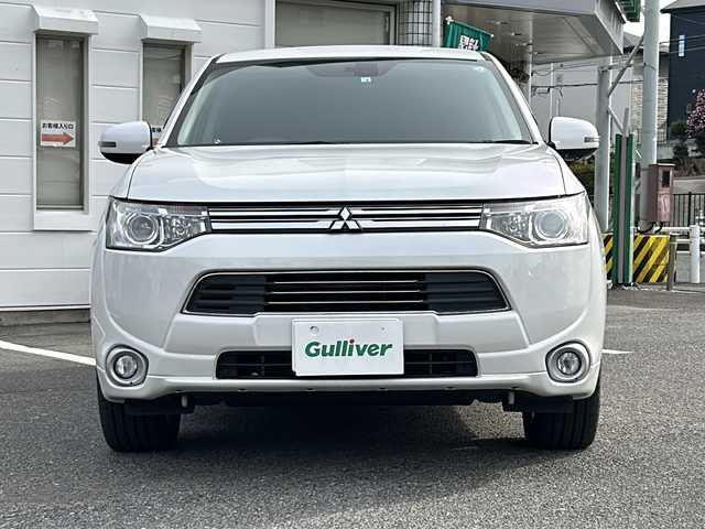 三菱 アウトランダー ＰＨＥＶ