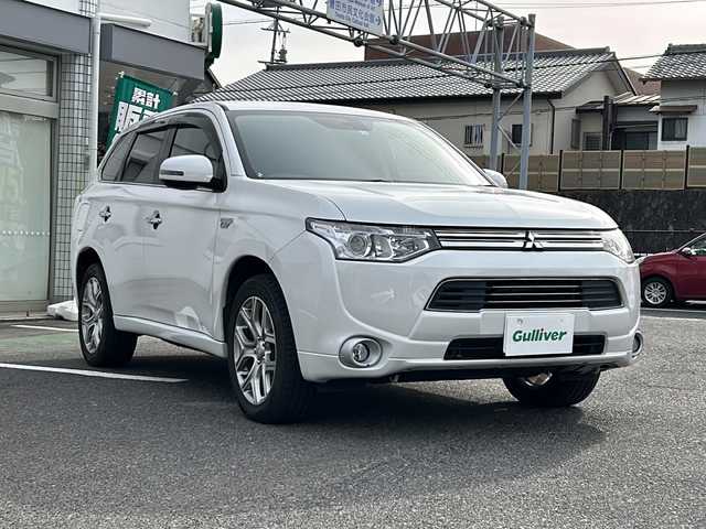 三菱 アウトランダー ＰＨＥＶ