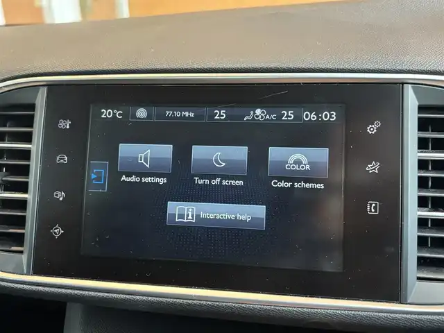 プジョー ３０８ アリュール ブルーHDi 宮城県 2017(平29)年 4.9万km ブルーブラック 社外メモリナビ/バックカメラ/フルセグTV/アイドリングストップ/クルコン/障害物センサー/LEDヘッドライト/フロントフォグ/アダクティブヘッドライト/ステアリングスイッチ/パドルシフト/スペアキー×１