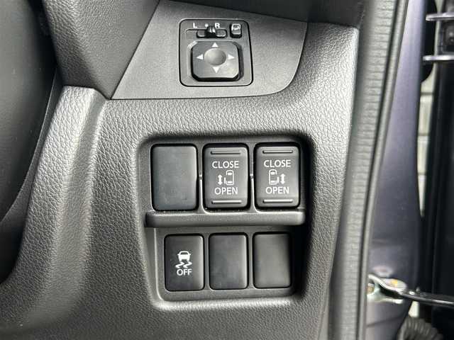 日産 デイズ ルークス ハイウェイスターターボ 群馬県 2014(平26)年 5万km プレミアムパープルP (株)IDOMが運営する【じしゃロン伊勢崎店】の自社ローン専用車両になりますこちらは現金またはオートローンご利用時の価格です。自社ローンご希望の方は別途その旨お申付け下さい/純正SDナビ【MC313D-W】/(DVD/フルセグTV/Bluetooth/USB)/アラウンドビューモニター/両側パワースライドドア/HIDヘッドライト/スマートキー/ETC/横滑り防止機能/純正15インチアルミホイール/保証書/取扱説明書
