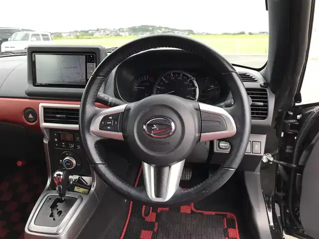 ダイハツ コペン セロ 鳥取県 2018(平30)年 3.6万km ブラックマイカメタリック 登録時35108km/純正７インチメモリナビ（NSZN-W68D）/（AM/FM/CD/DVD/BT/フルセグTV）/電動オープンカー/HKSマフラー/シートヒーター/バックカメラ/スマートキー/プッシュスタートボタン/アイドリングストップ/純正フロアマット/純正１６インチアルミホイール/純正LEDヘッドライト/ETC/ドライブレコーダー/横滑り防止装置/盗難防止装置/保証書/取扱説明書