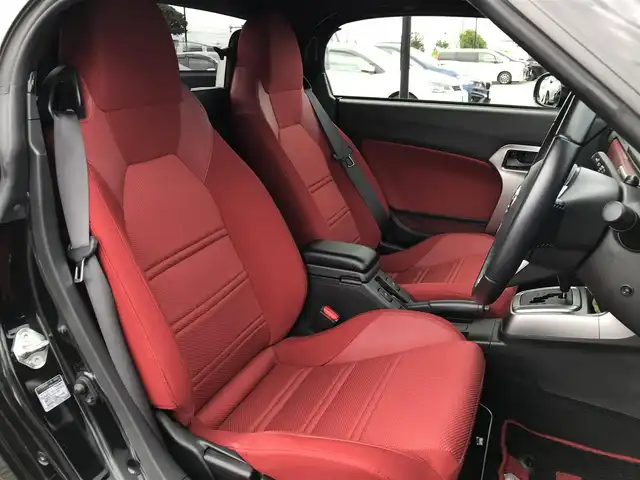 ダイハツ コペン セロ 鳥取県 2018(平30)年 3.6万km ブラックマイカメタリック 登録時35108km/純正７インチメモリナビ（NSZN-W68D）/（AM/FM/CD/DVD/BT/フルセグTV）/電動オープンカー/HKSマフラー/シートヒーター/バックカメラ/スマートキー/プッシュスタートボタン/アイドリングストップ/純正フロアマット/純正１６インチアルミホイール/純正LEDヘッドライト/ETC/ドライブレコーダー/横滑り防止装置/盗難防止装置/保証書/取扱説明書
