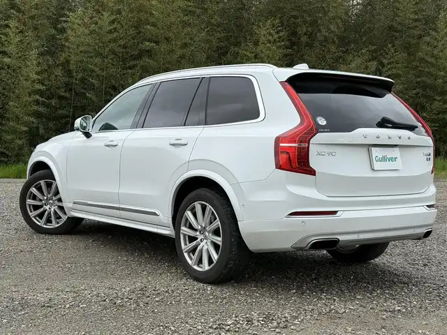 ボルボ ＸＣ９０ T6 AWD インスクリプション 兵庫県 2019(令1)年 6.8万km パール ワンオーナー/純正ナビ/全方位モニター/ハーマンカードンサウンドスピーカー/白革シート/ステアリングヒーター/パワーシート＆シートエアコン/パーキングアシスト/自動駐車/コーナリングライト/ブラインドスポット/ヘッドアップディスプレイ/レーダークルーズ
