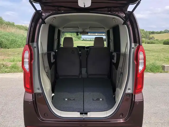 ホンダ Ｎ ＢＯＸ G L ホンダセンシング 福岡県 2019(令1)年 5.8万km プレミアムアガットブラウンP 純正ディスプレイオーディオ【WX-171CP】/　TV/CD/Bluetooth/HDMI/バックカメラ/アイドリングストップ/ウィンカーミラー/ドアバイザー/プッシュスタート/片側パワースライドドア/ETC/LEDヘッドライト/ドライブレコーダー【ZDR-012】/保証書/取扱説明書/ホンダセンシング/・衝突軽減ブレーキ（CMBS）/・誤発進抑制機能/・後方誤発進抑制機能/・歩行者事故低減ステアリング/・ACC（アダプティブクルーズコントロール）/・LKAS（車線維持支援システム）/・路外逸脱抑制機能/・先行車発進お知らせ機能/・標識認識機能/・オートハイビーム