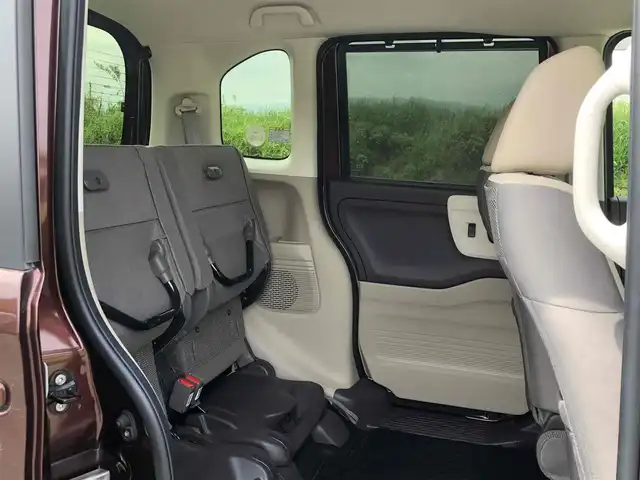 ホンダ Ｎ ＢＯＸ G L ホンダセンシング 福岡県 2019(令1)年 5.8万km プレミアムアガットブラウンP 純正ディスプレイオーディオ【WX-171CP】/　TV/CD/Bluetooth/HDMI/バックカメラ/アイドリングストップ/ウィンカーミラー/ドアバイザー/プッシュスタート/片側パワースライドドア/ETC/LEDヘッドライト/ドライブレコーダー【ZDR-012】/保証書/取扱説明書/ホンダセンシング/・衝突軽減ブレーキ（CMBS）/・誤発進抑制機能/・後方誤発進抑制機能/・歩行者事故低減ステアリング/・ACC（アダプティブクルーズコントロール）/・LKAS（車線維持支援システム）/・路外逸脱抑制機能/・先行車発進お知らせ機能/・標識認識機能/・オートハイビーム