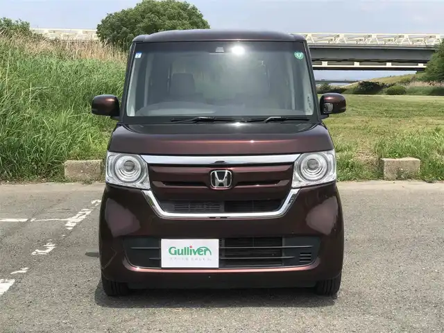ホンダ Ｎ ＢＯＸ G L ホンダセンシング 福岡県 2019(令1)年 5.8万km プレミアムアガットブラウンP 純正ディスプレイオーディオ【WX-171CP】/　TV/CD/Bluetooth/HDMI/バックカメラ/アイドリングストップ/ウィンカーミラー/ドアバイザー/プッシュスタート/片側パワースライドドア/ETC/LEDヘッドライト/ドライブレコーダー【ZDR-012】/保証書/取扱説明書/ホンダセンシング/・衝突軽減ブレーキ（CMBS）/・誤発進抑制機能/・後方誤発進抑制機能/・歩行者事故低減ステアリング/・ACC（アダプティブクルーズコントロール）/・LKAS（車線維持支援システム）/・路外逸脱抑制機能/・先行車発進お知らせ機能/・標識認識機能/・オートハイビーム