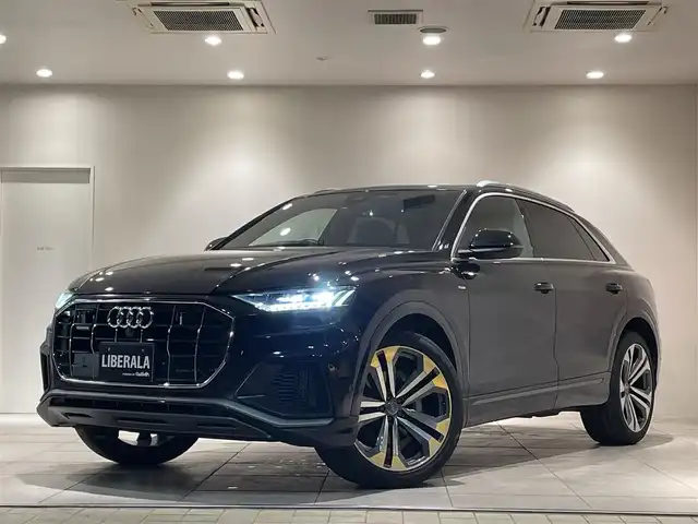 アウディ Ｑ８ 55TFSIクワトロ デビューPKG Sライン 愛知県 2020(令2)年 4.3万km ディープブラックパールエフェクト サンルーフ　/バーチャルコクピット　/マトリクスＬＥＤ　/ＢＡＮＧ＆ＯＬＵＦＳＥＮサウンド　/純正ナビ　/Ｂｌｕｅｔｏｏｔｈ　/フルセグＴＶ　/３６０度カメラ　/ＡＤＡ　/ＡＣＣ　/ＬＫＡ　/ＢＳＭ　/ＡＬＡ　/ドライブレコーダー/パワーバックドア/アイドリングストップ/ウィンカーミラー/プッシュスタート