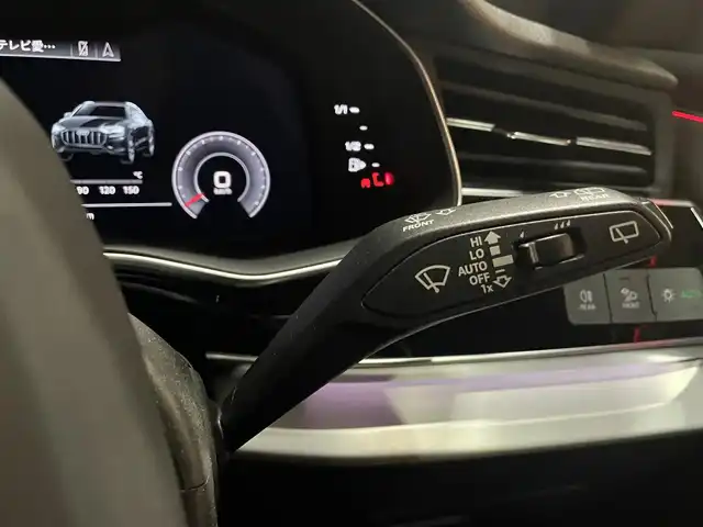 アウディ Ｑ８ 55TFSIクワトロ デビューPKG Sライン 愛知県 2020(令2)年 4.3万km ディープブラックパールエフェクト サンルーフ　/バーチャルコクピット　/マトリクスＬＥＤ　/ＢＡＮＧ＆ＯＬＵＦＳＥＮサウンド　/純正ナビ　/Ｂｌｕｅｔｏｏｔｈ　/フルセグＴＶ　/３６０度カメラ　/ＡＤＡ　/ＡＣＣ　/ＬＫＡ　/ＢＳＭ　/ＡＬＡ　/ドライブレコーダー/パワーバックドア/アイドリングストップ/ウィンカーミラー/プッシュスタート