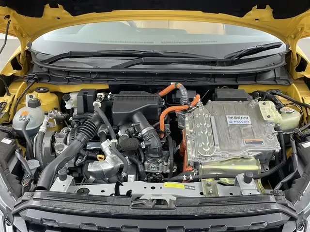 日産 キックス X ツートーンインテリアED 大分県 2020(令2)年 6.2万km サンライトイエロー プロパイロット/純正9型ナビ/（フルセグ/CD/DVD/BT)/アラウンドビューモニター/クルーズコントロール/シートヒーター/コーナーセンサー/純正アルミホイール/ルーフレール/LEDヘッドライト/インテリジェントミラー/オートマチックハイビーム/前後ドライブレコーダー/ETC/ステアリングスイッチ/スマートキー/プッシュスタート