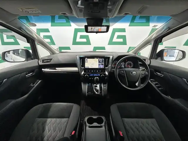 トヨタ ヴェルファイア Z 鹿児島県 2019(平31)年 2.2万km ホワイトパールクリスタルシャイン 純正ナビ【NSZN-Z68T】/（フルセグTV/CD/DVD/FM/AM/BT）/トヨタセーフティセンス/・プリクラッシュセーフティ/・レーントレーシングアシスト/・レーンディパーチャーアラート/・レーダークルーズコントロール/・オートマチックハイビーム/バックカメラ/クリアランスソナー/電動パーキングブレーキ/オートブレーキホールド/両側パワースライドドア/革巻きステアリング/ステアリングリモコン/LEDヘッドライト/デジタルインナーミラー/ETC