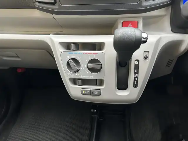 ダイハツ ミラ イース X SAⅢ 埼玉県 2019(令1)年 1.5万km ブライトシルバーメタリック ワンオーナー/純正オーディオ/（AM/FM/CD）/パワーステアリング/パワーウィンドウ/横滑り防止機能/純正フロアマット/純正ドアバイザー/オートライト/オートマチックハイビーム/社外ETC/車両説明書/保証書