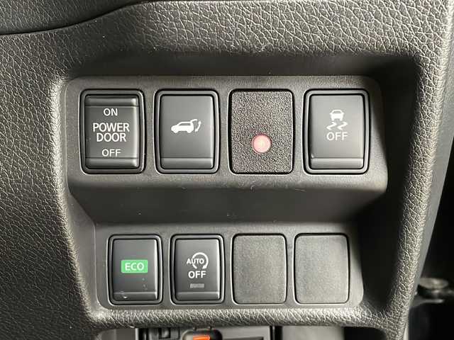 日産 エクストレイル モードプレミア ハイコントラストインテリア 新潟県 2017(平29)年 5.7万km ダイヤモンドブラック 4WD/純正SDナビ(MM317D-W)/CD/DVD/BT/フルセグテレビ/SDミュージックサーバー/バックカメラ/ETC/フリップダウンモニター/衝突被害軽減ブレーキ/レーンキープアシスト/革シート/シートヒーター /パワーバックドア/コーナーセンサー/LEDヘッドライト/オートライト/フォグランプ/純正19インチアルミホイール/社外17インチAW冬タイヤ車載