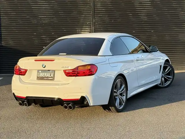 ＢＭＷ ４３５ｉ カブリオレ Mスポーツ 静岡県 2014(平26)年 5.3万km アルピンホワイトⅢ 赤革シート/ヘッドアップディスプレイ/純正ナビ/(CD/DVD/Bluetooth/ワンセグ)/衝突被害軽減システム/バックカメラ/クルーズコントロール/レーンキープアシスト/PDC/メモリー付パワーシート/シートヒーター/コンフォートアクセス/ETC/純正フロアマット/純正19インチアルミホイール/保証書/取説/スペアキー