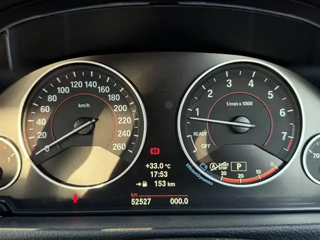 ＢＭＷ ４３５ｉ カブリオレ Mスポーツ 静岡県 2014(平26)年 5.3万km アルピンホワイトⅢ 赤革シート/ヘッドアップディスプレイ/純正ナビ/(CD/DVD/Bluetooth/ワンセグ)/衝突被害軽減システム/バックカメラ/クルーズコントロール/レーンキープアシスト/PDC/メモリー付パワーシート/シートヒーター/コンフォートアクセス/ETC/純正フロアマット/純正19インチアルミホイール/保証書/取説/スペアキー