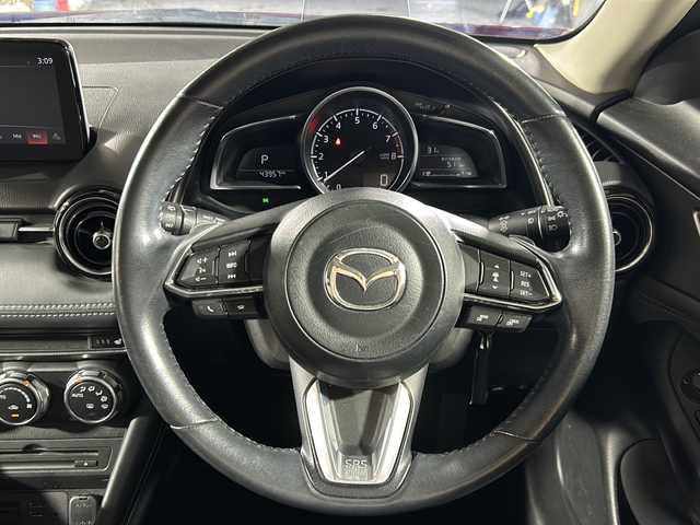 マツダ ＣＸ－３ 20SプロアクティブSパッケージ 沖縄県 2018(平30)年 4.4万km ソウルレッドクリスタルM 県外仕入　/禁煙車　/純正ナビ（フルセグ，ＢＴ，ＣＤ／ＤＶＤ，ラジオ）　/３６０°ビューモニター　/コーナーセンサー　/ＨＵＤ(ヘッドアップディスプレイ)　/レーダークルーズコントロール/ＵＳＢポート　/パワーシート　/ハーフレザーシート　/パドルシフト/オートライト/オートワイパー/シートヒーター/電動パーキングブレーキ/プッシュスタート/ビルドインETC/ドライブレコーダー/LEDヘッドライト/純正１８インチアルミホイール