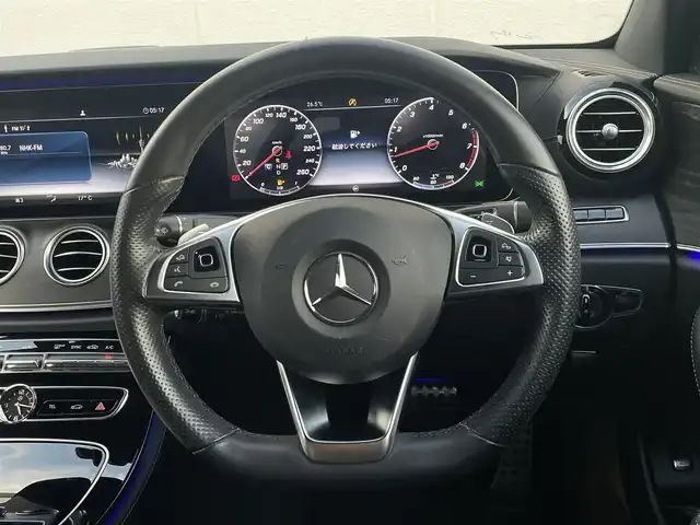 メルセデス・ベンツ Ｅ２００ アバンギャルド スポーツ 東京都 2017(平29)年 3.3万km ポーラホワイト 前後ドライブレコーダー/純正ナビ/フルセグTV/360°カメラ/ハーフレザーシート/シートヒーター/レーダーセーフティパッケージ/コーナーセンサー/ETC/LEDヘッドライト/アンビエントライト/ACC/BSM/レーンキープアシスト