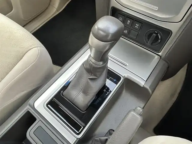 トヨタ ランドクルーザー プラド TX 愛知県 2023(令5)年 4.3万km ホワイトパールクリスタルシャイン ワンオーナー/純正9型ナビ【Bluetooth CD SD DVD iPod フルセグ　品番：NMZN-Y73D】/サンルーフ/バックカメラ/ビルトインETC/ドライブレコーダー/アダプティブクルーズコントロール/レーンキープアシスト/衝突軽減ブレーキ/先行車発信告知/車両接近通報装置/パーキングサポートブレーキ/ロードサインアシスト/セカンドスタート/IDLE　UP/クリアランスソナー/排出ガス浄化装置/LEDヘッドライト/オートライト/オートマチックハイビーム/フォグランプ/ヘッドライトウォッシャー/ステアリングリモコン/ルーフレール/スマートキー【スペア1本】/純正アルミホイール/保証書/取扱説明書/禁煙車