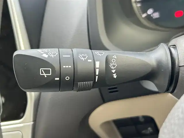 トヨタ ランドクルーザー プラド TX 愛知県 2023(令5)年 4.3万km ホワイトパールクリスタルシャイン ワンオーナー/純正9型ナビ【Bluetooth CD SD DVD iPod フルセグ　品番：NMZN-Y73D】/サンルーフ/バックカメラ/ビルトインETC/ドライブレコーダー/アダプティブクルーズコントロール/レーンキープアシスト/衝突軽減ブレーキ/先行車発信告知/車両接近通報装置/パーキングサポートブレーキ/ロードサインアシスト/セカンドスタート/IDLE　UP/クリアランスソナー/排出ガス浄化装置/LEDヘッドライト/オートライト/オートマチックハイビーム/フォグランプ/ヘッドライトウォッシャー/ステアリングリモコン/ルーフレール/スマートキー【スペア1本】/純正アルミホイール/保証書/取扱説明書/禁煙車