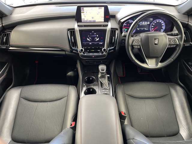 トヨタ クラウン ハイブリッド S スポーツスタイル 岐阜県 2020(令2)年 5.7万km プレシャスブラックパール サンルーフ/純正SDナビ/フルセグ/BT/CD/DVD/USB/Miracast /バックカメラ/ビルトインETC2.0/社外ドライブレコーダー/トヨタセーフティセンス/・プリクラッシュセーフティ/・レーントレーシングアシスト/・オートマチックハイビーム/・レーダークルーズコントロール/リヤクロストラフィックアラート/ロードサインアシスト/パーキングサポートブレーキ/ブラインドスポットモニター/クリアランスソナー/革巻きステアリング/ステアリングスイッチ/パドルシフト/ハーフレザーシート/純正フロアマット/純正ドアバイザー/LEDオートライト/フォグランプ/プッシュスタート/スマートキー