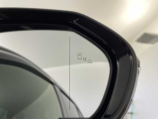 トヨタ クラウン ハイブリッド S スポーツスタイル 岐阜県 2020(令2)年 5.7万km プレシャスブラックパール サンルーフ/純正SDナビ/フルセグ/BT/CD/DVD/USB/Miracast /バックカメラ/ビルトインETC2.0/社外ドライブレコーダー/トヨタセーフティセンス/・プリクラッシュセーフティ/・レーントレーシングアシスト/・オートマチックハイビーム/・レーダークルーズコントロール/リヤクロストラフィックアラート/ロードサインアシスト/パーキングサポートブレーキ/ブラインドスポットモニター/クリアランスソナー/革巻きステアリング/ステアリングスイッチ/パドルシフト/ハーフレザーシート/純正フロアマット/純正ドアバイザー/LEDオートライト/フォグランプ/プッシュスタート/スマートキー