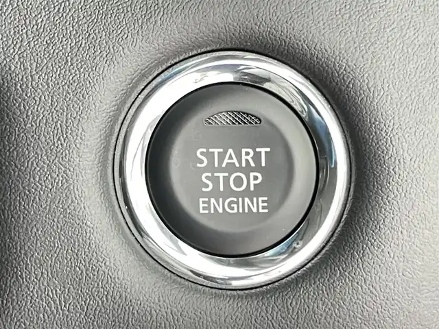 三菱 デリカＤ：５ シャモニー 千葉県 2025(令7)年 0.1千km 黒 登録済未使用車/4WD/全方位カメラ/レーダークルーズコントロール/車線逸脱警報/両側パワースライドドア/パワーバックドア/前席シートヒーター/ハーフレザーシート/ステアリングヒーター/パドルシフト/電動パーキングブレーキ/ブレーキホールド/アイドリングストップ/LEDヘッドライト/フォグライト/オートライト/オートハイビーム/スマートキー/スペアキー