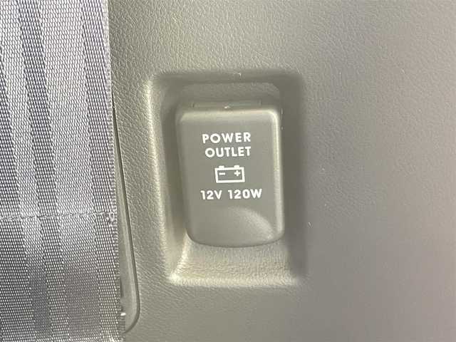 三菱 デリカＤ：５ シャモニー 千葉県 2025(令7)年 0.1千km 黒 登録済未使用車/4WD/全方位カメラ/レーダークルーズコントロール/車線逸脱警報/両側パワースライドドア/パワーバックドア/前席シートヒーター/ハーフレザーシート/ステアリングヒーター/パドルシフト/電動パーキングブレーキ/ブレーキホールド/アイドリングストップ/LEDヘッドライト/フォグライト/オートライト/オートハイビーム/スマートキー/スペアキー