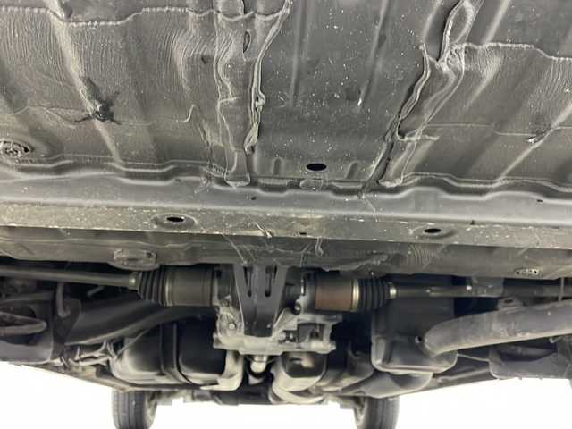 ホンダ オデッセイ アブソルート ホンダセンシング 道央・札幌 2020(令2)年 2.7万km プラチナホワイトパール ・4WD/・純正9インチナビ&TV&DVD&CD&SD&BT&HDMI/・バックカメラ/・純正11.6インチリヤフリップダウンモニター/・両側パワースライドドア/・ホンダセンシング/・アダプティブクルーズコントロール/・衝突軽減ブレーキ/・先行車発進お知らせ/・路外逸脱抑制システム/・レーンキープアシスト/・標識認識機能/・横滑り防止/・アイドリングストップ/・運転席パワーシート/・ハーフレザーシート/・ビルトインETC2.0/・パドルシフト/・ドアバイザー/・電格ミラー/・ドアミラーヒーター/・純正フロアマット/・LEDヘッドライト/・LEDフォグ/・オートライト/・スマートキー/・純正エンジンスターター/・純正AW夏タイヤ積込