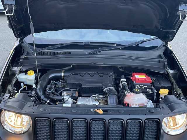 クライスラー・ジープ ジープ レネゲード リミテッド 佐賀県 2022(令4)年 2.2万km 黒 純正ナビ/フルセグTV/Bluetooth接続/バックモニター/レザーシート/シートヒーター/ステアリングヒーター/衝突被害軽減ブレーキ/アダプティブクルーズコントロール/ブラインドスポットモニター/レーンキープアシスト/パークセンス/アイドリングストップ/スマートキー×2/プッシュスタート/前後ドライブレコーダー